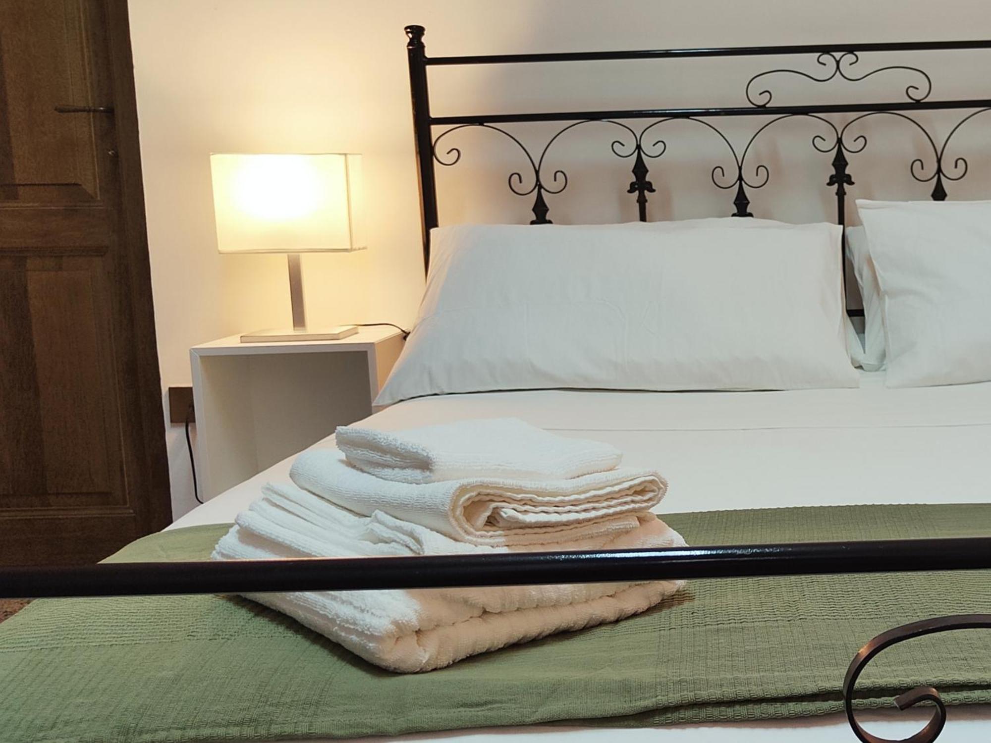 Casa Cabras Bed & Breakfast Синискола Екстериор снимка