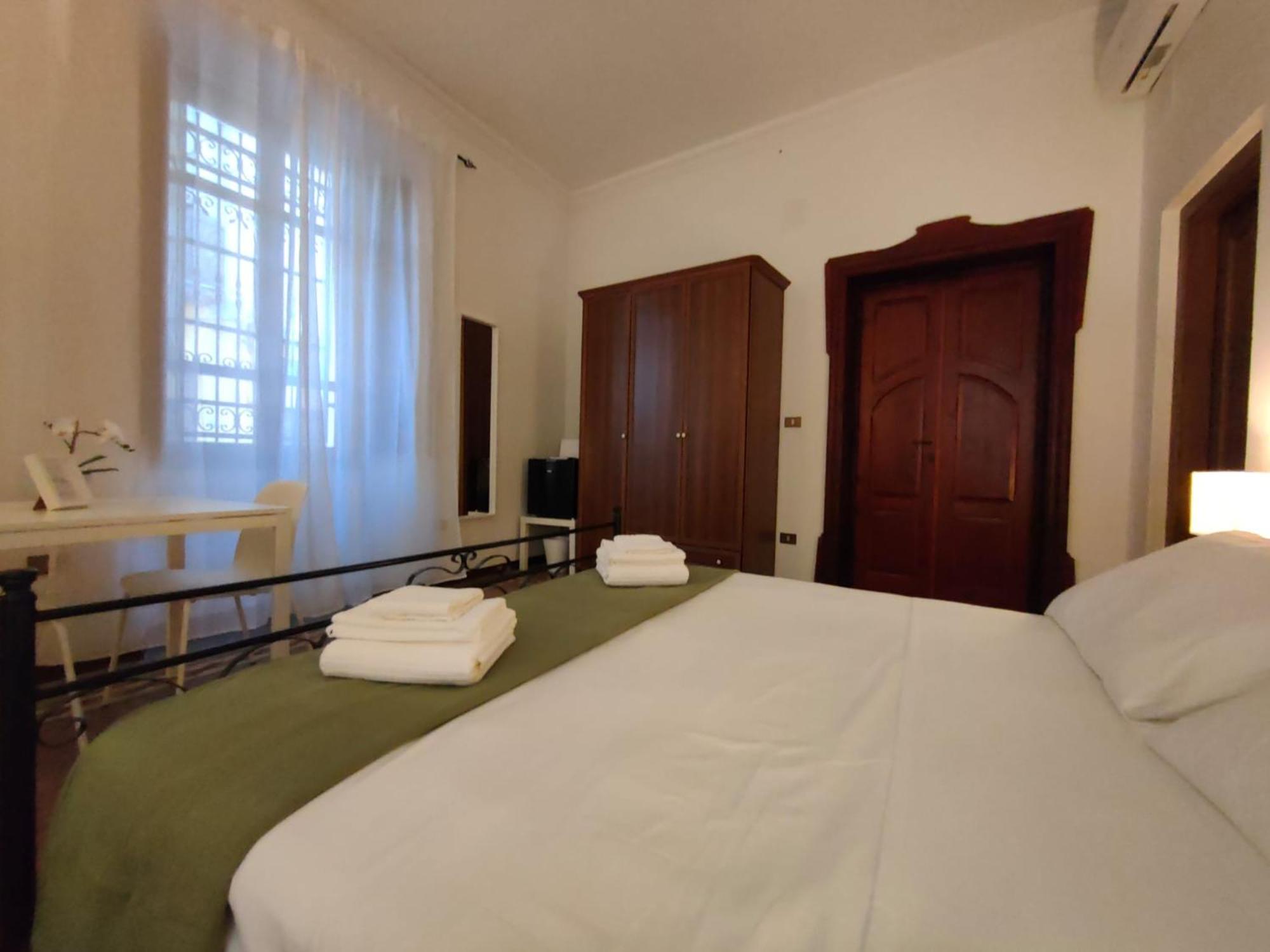 Casa Cabras Bed & Breakfast Синискола Екстериор снимка